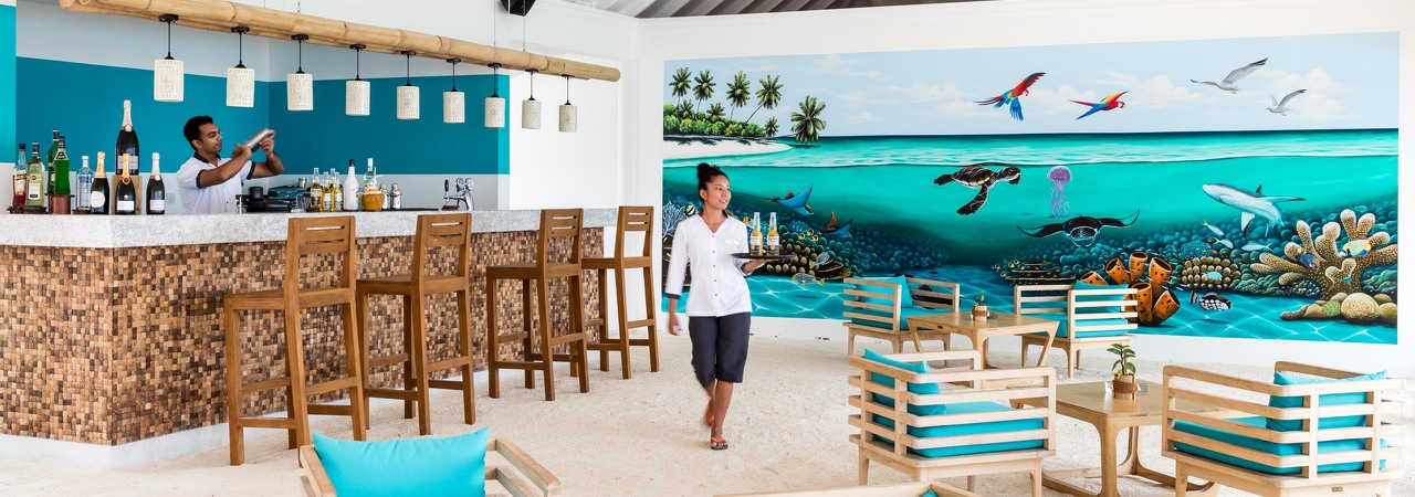 The Sun Siyam Olhuveli resort Maldives dream bar