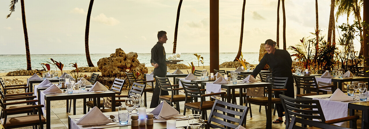 Riu Palace resort Maldives main restaurant 2