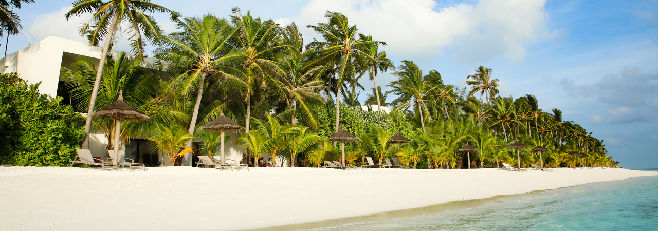 Riu Palace resort Maldives beach