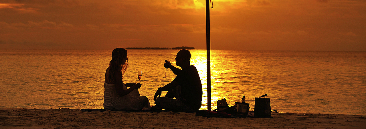 Robinson Club resort Maldives sunset 1