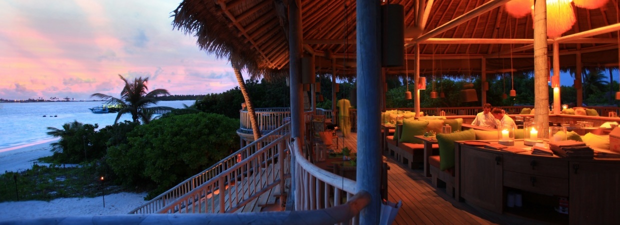 Six Senses Latitude Laamu Sunset at Leaf