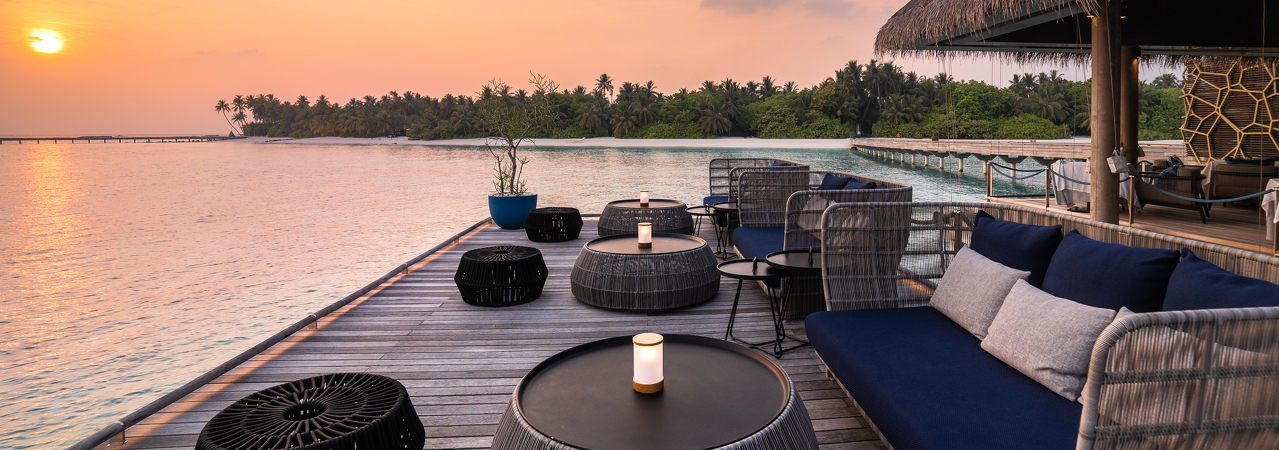 Velaa Private Island resort Maldives Cru Champagne Bar