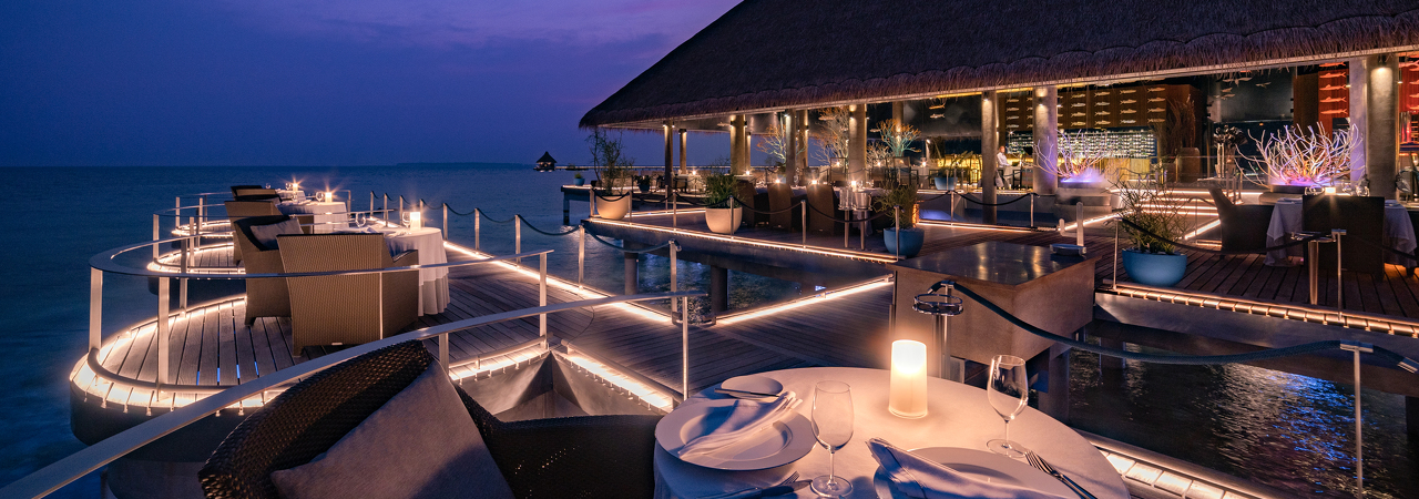 Velaa Private Island resort Maldives aragu sunset