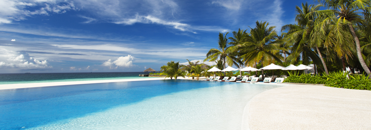 Velassaru Island Resort Maldives pool