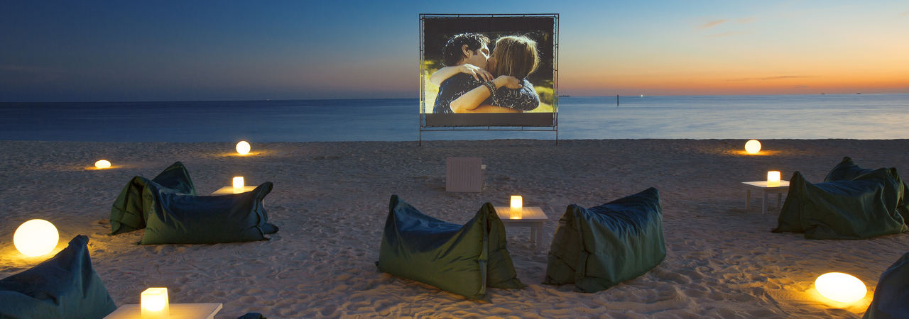 Velassaru Island resort maldives cinema beach&nbsp;