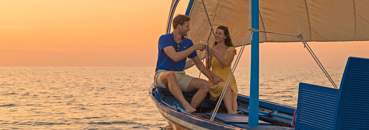 Veligandu Island Resort Maldives love boat sailing