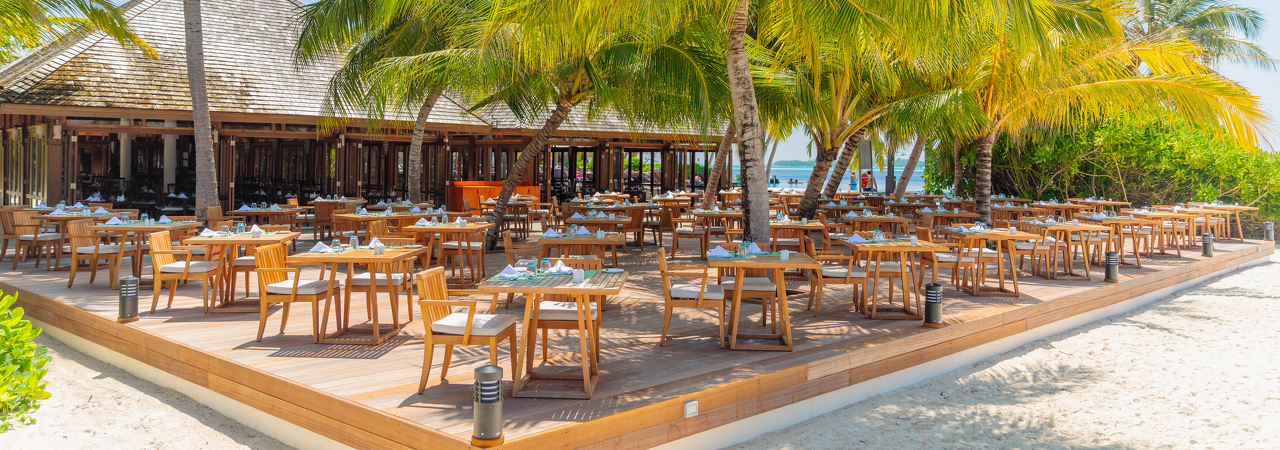 Vilamendhoo island resort maldives Ahima buffet restaurant 1