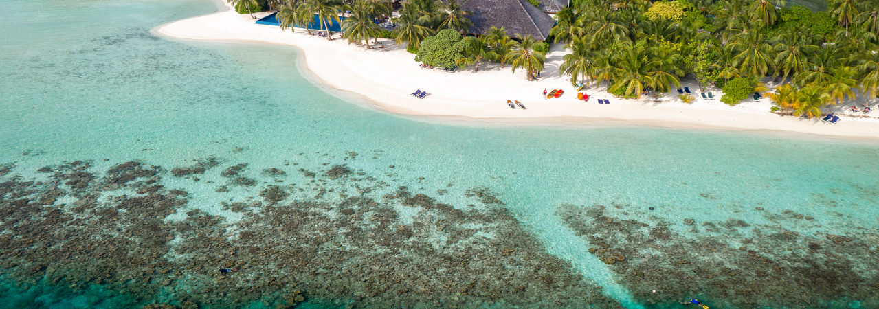 Vilamendhoo island resort maldives aerial house reef snorkelling