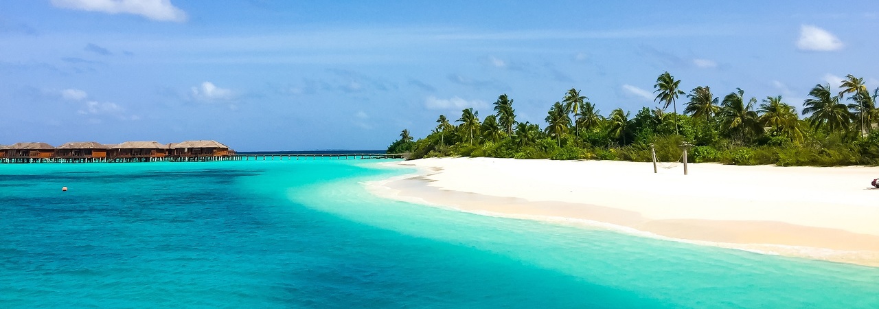 noku maldives beach